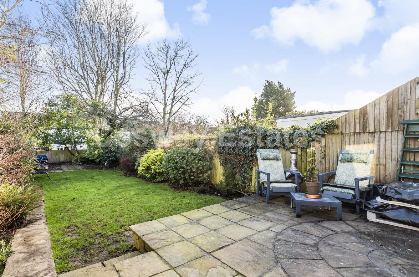 Sefton Avenue, Mill Hill